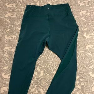 Emerald green sport sculpting legging